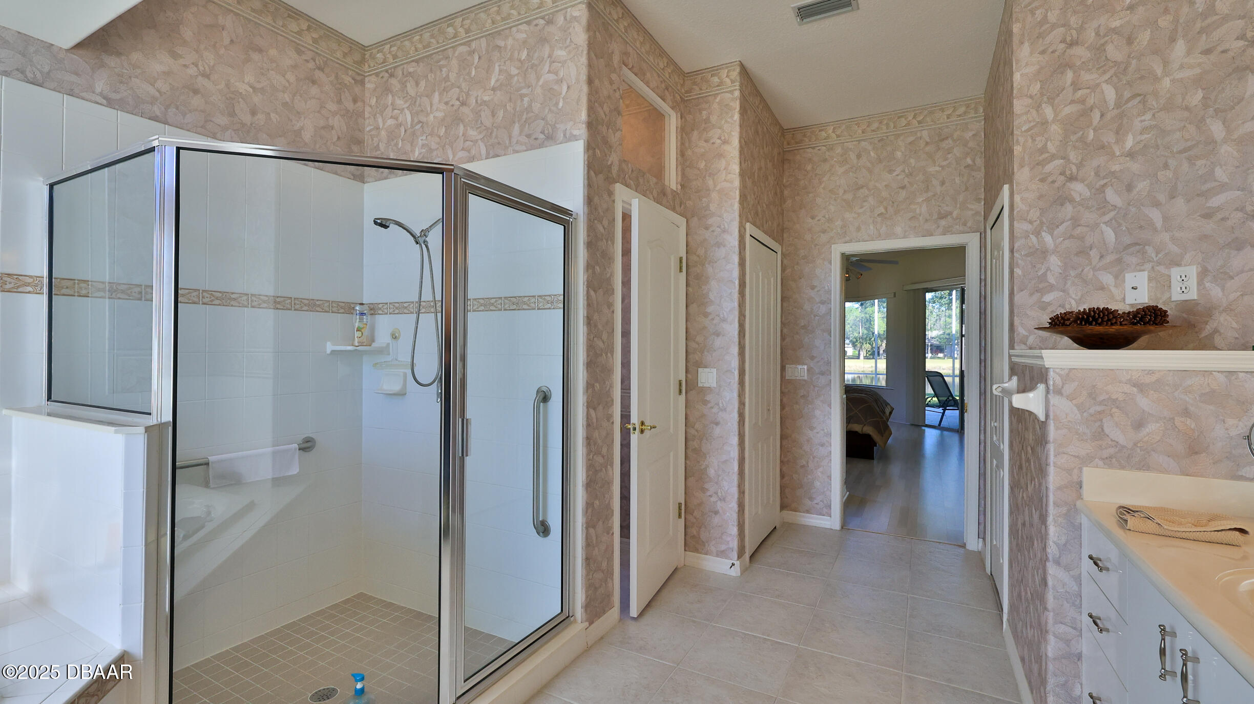6459 Renaissance Drive