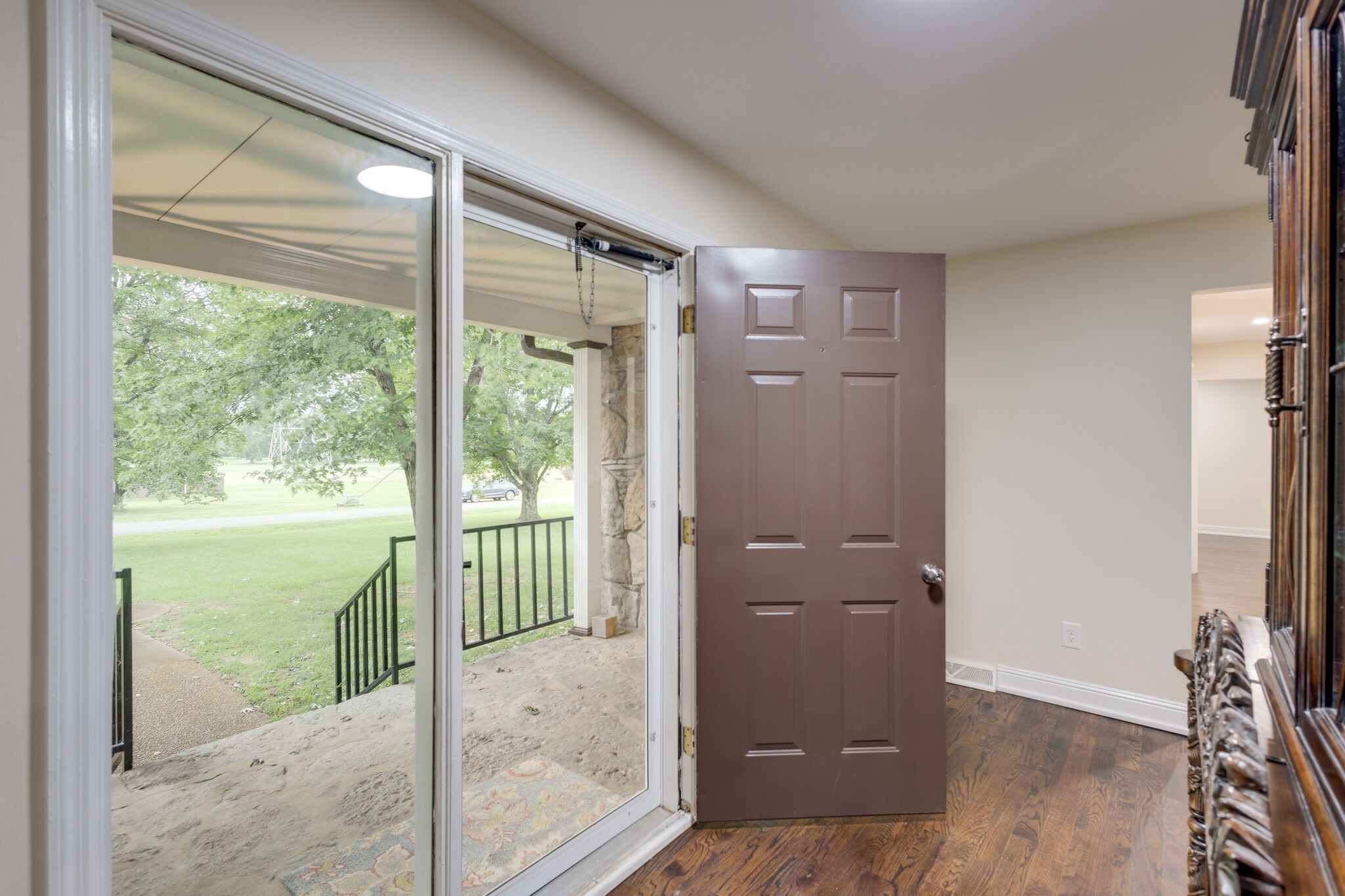 109 Masters Ln