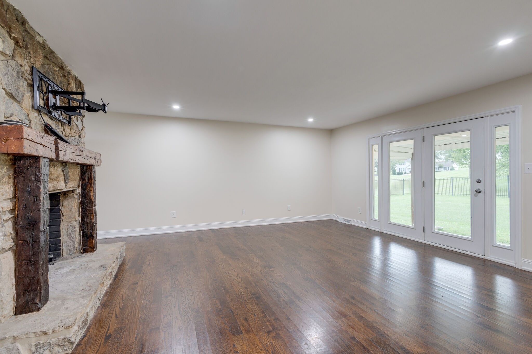 109 Masters Ln