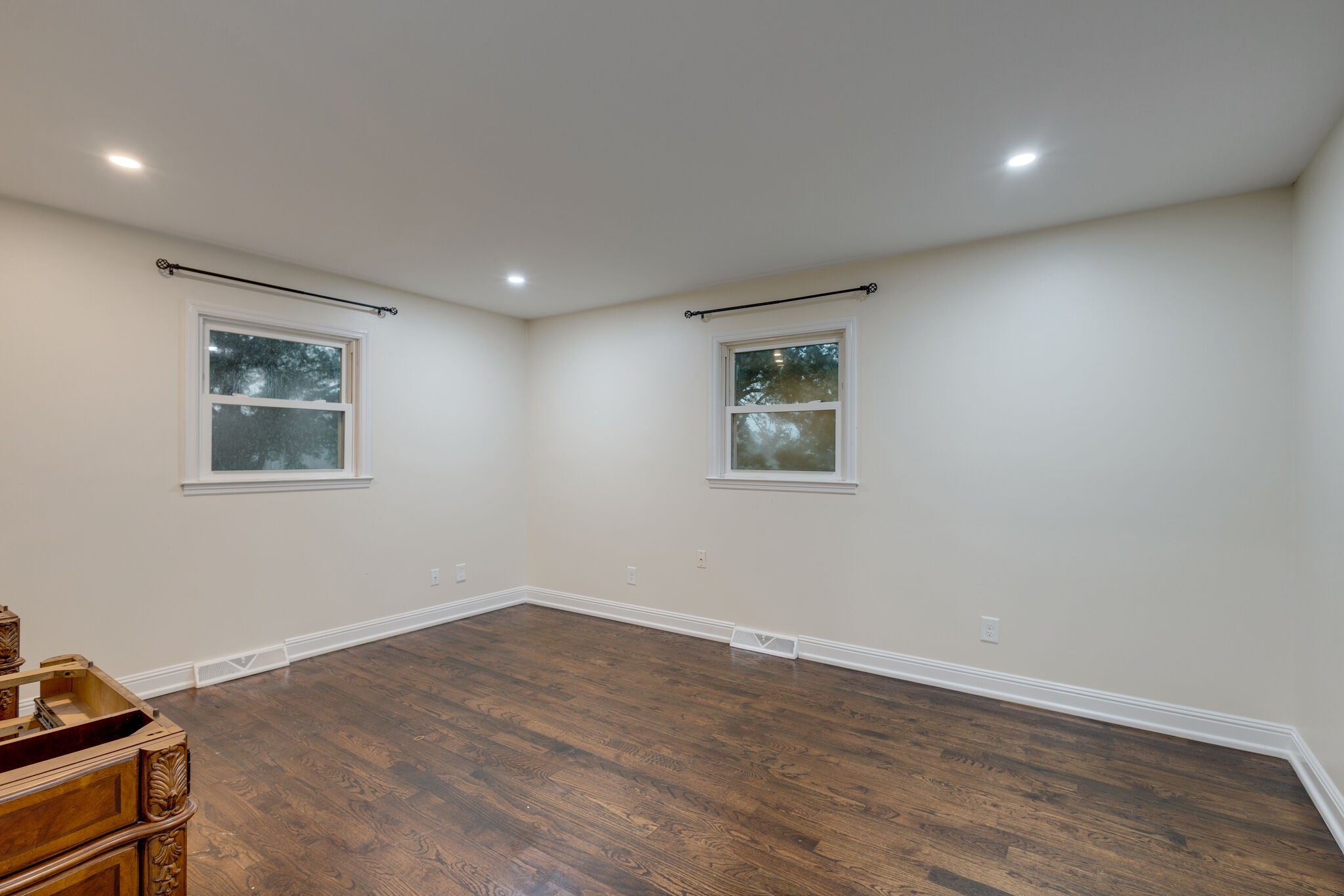 109 Masters Ln