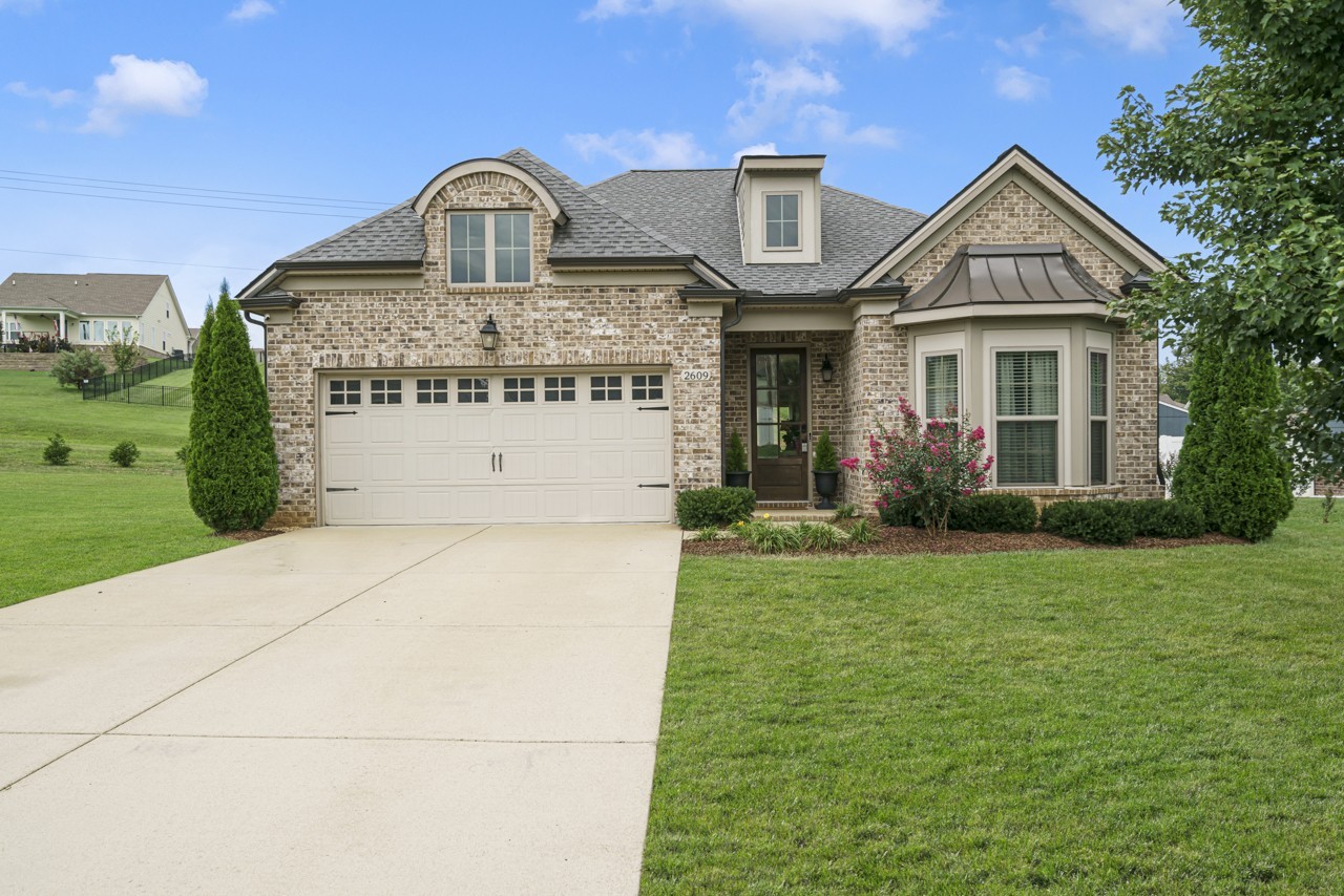 2609 Chesterfield Ln