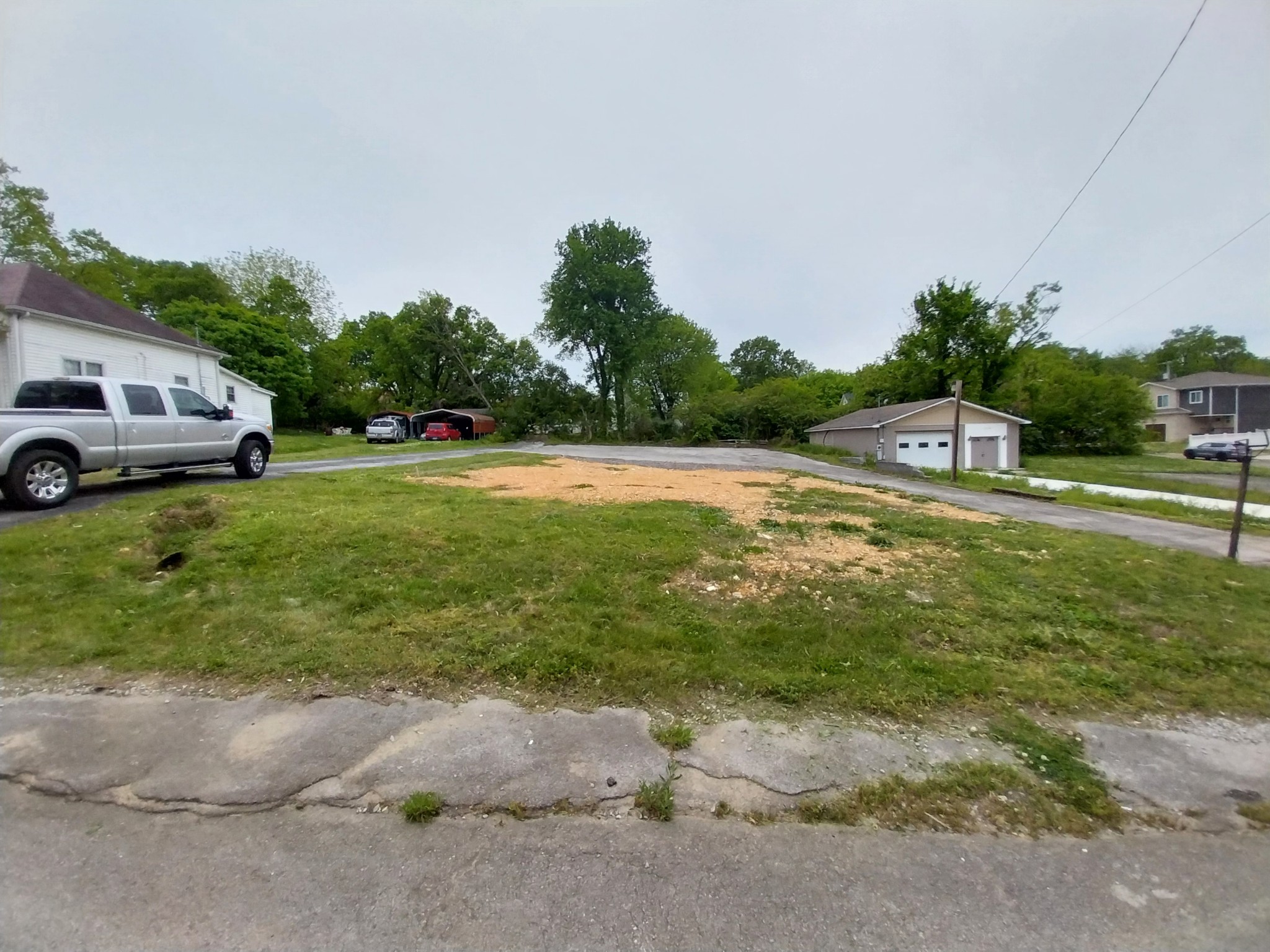 1504 S Main St