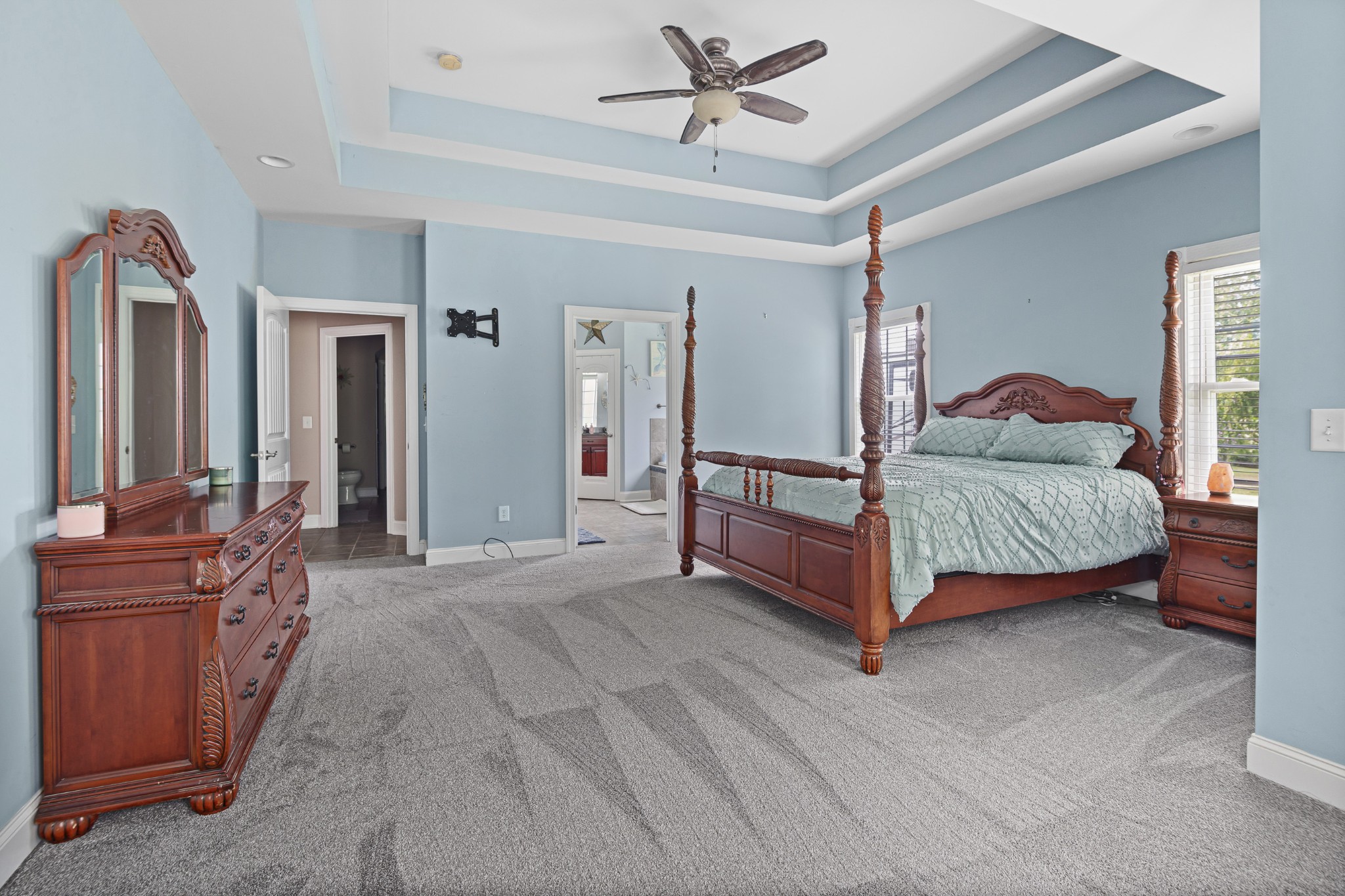 632 Shadowbrook Dr