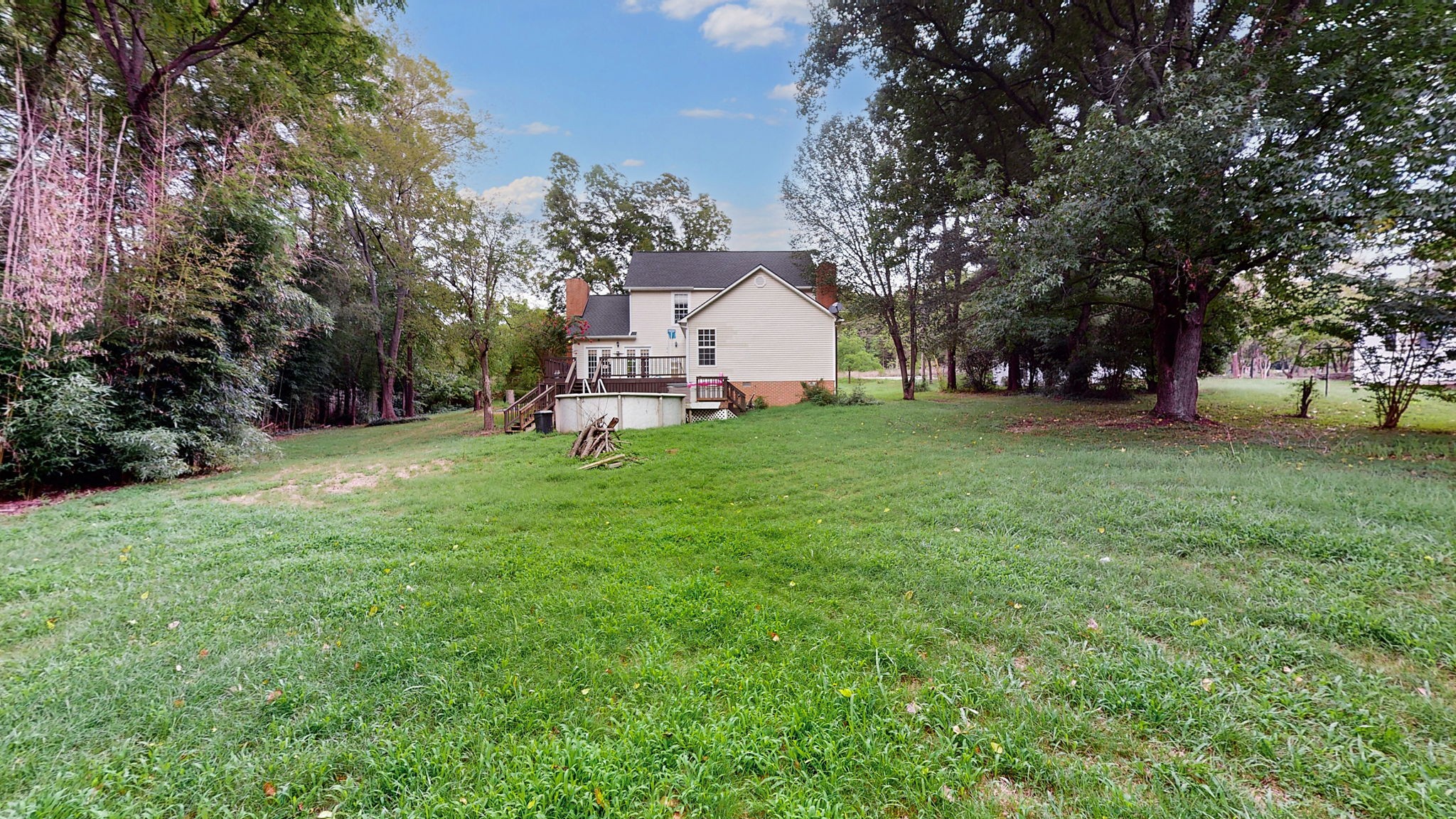 6233 Cayce Ln