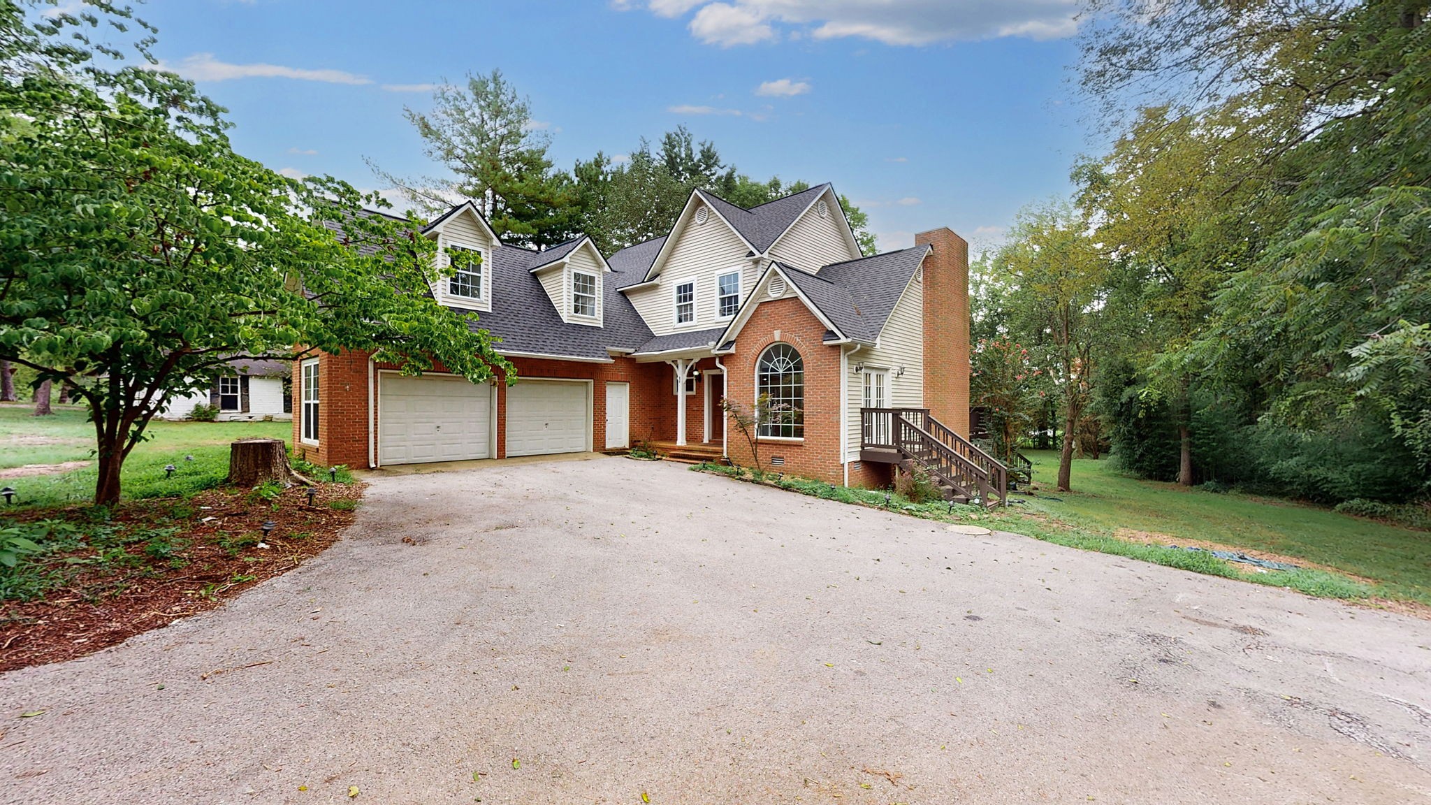 6233 Cayce Ln