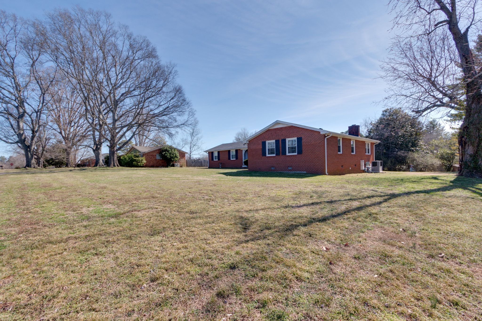 4005 Sheddan Dr