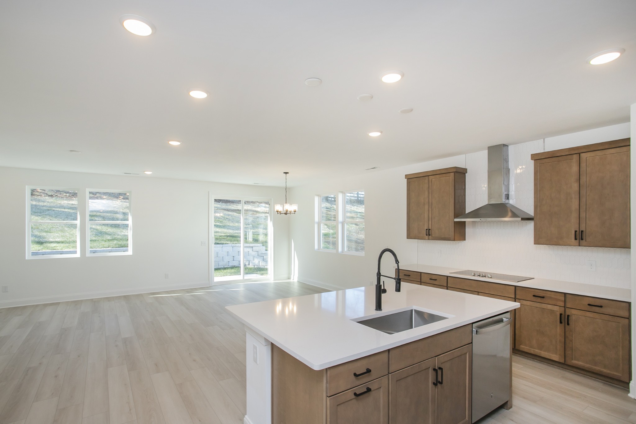 2355 Williamsport Landing