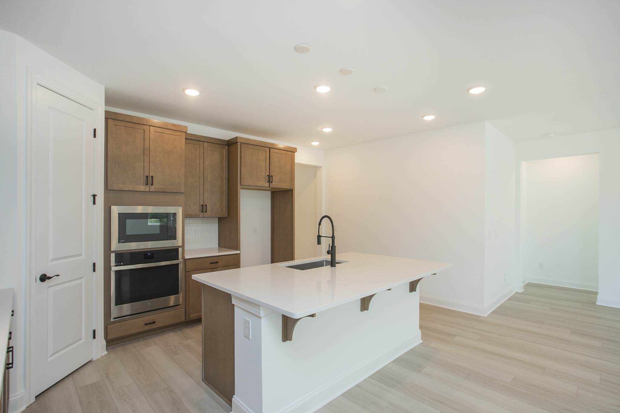 2355 Williamsport Landing