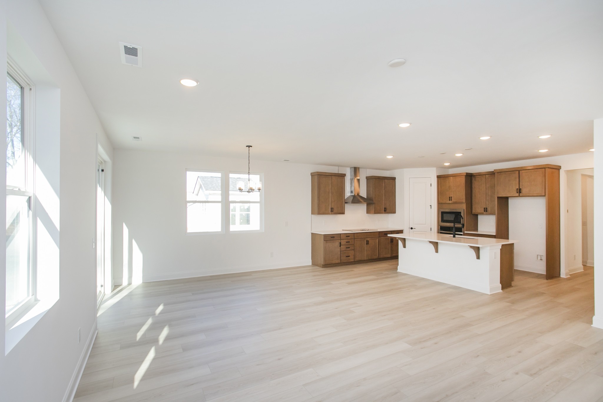 2355 Williamsport Landing