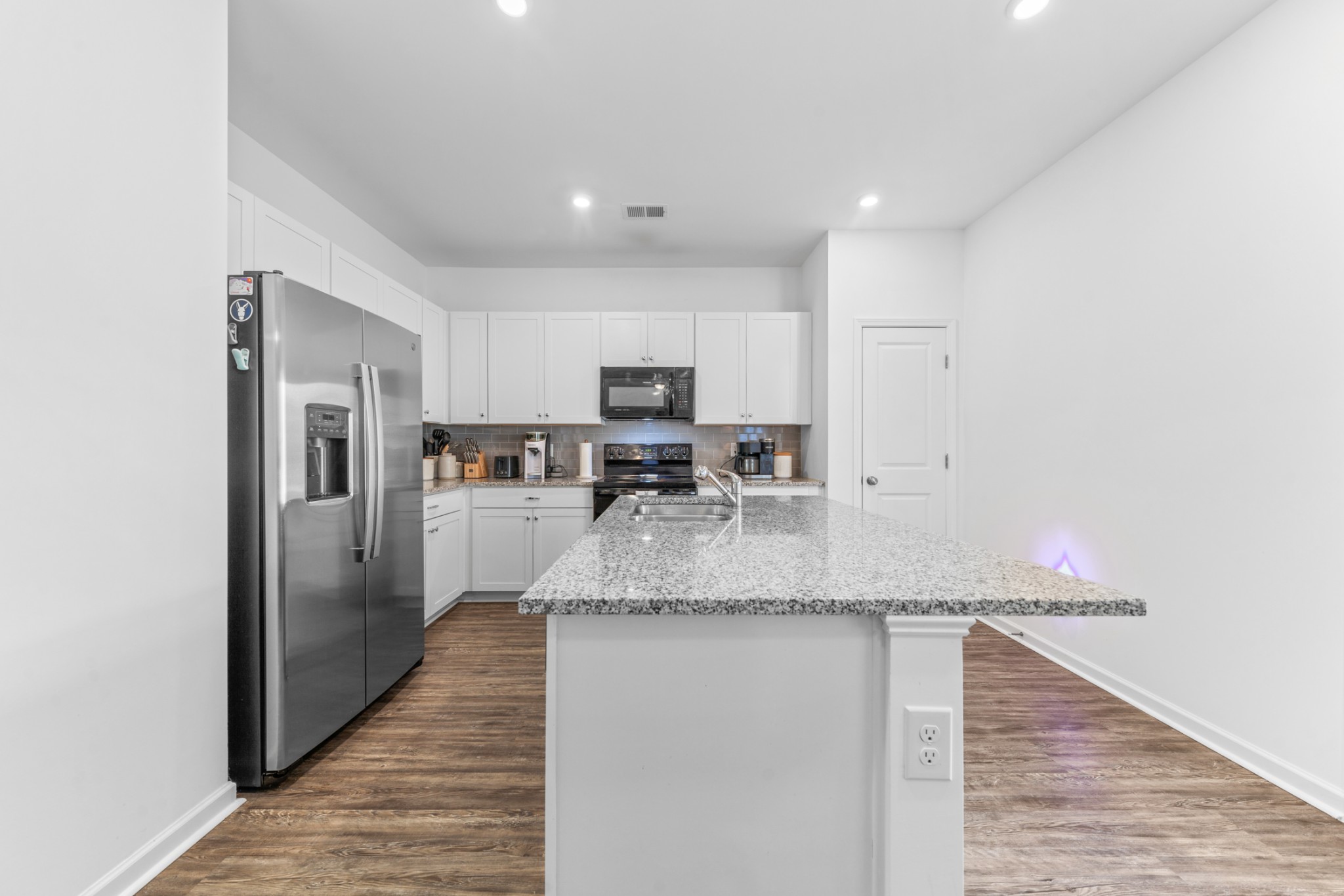 818 Lottie St