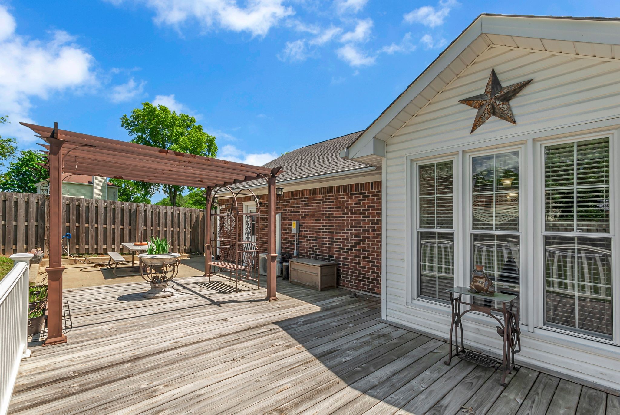 103 Mangrum Dr
