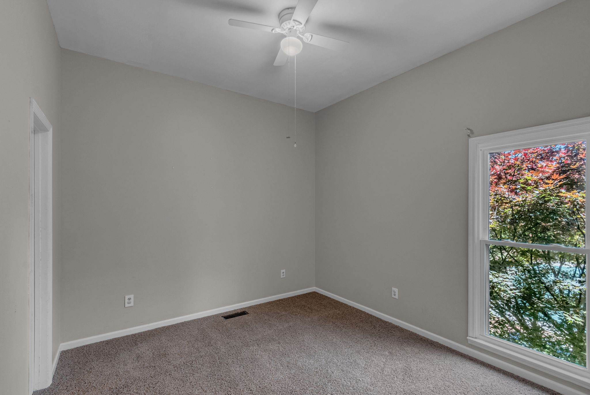 971 Bonnie Blue Ln