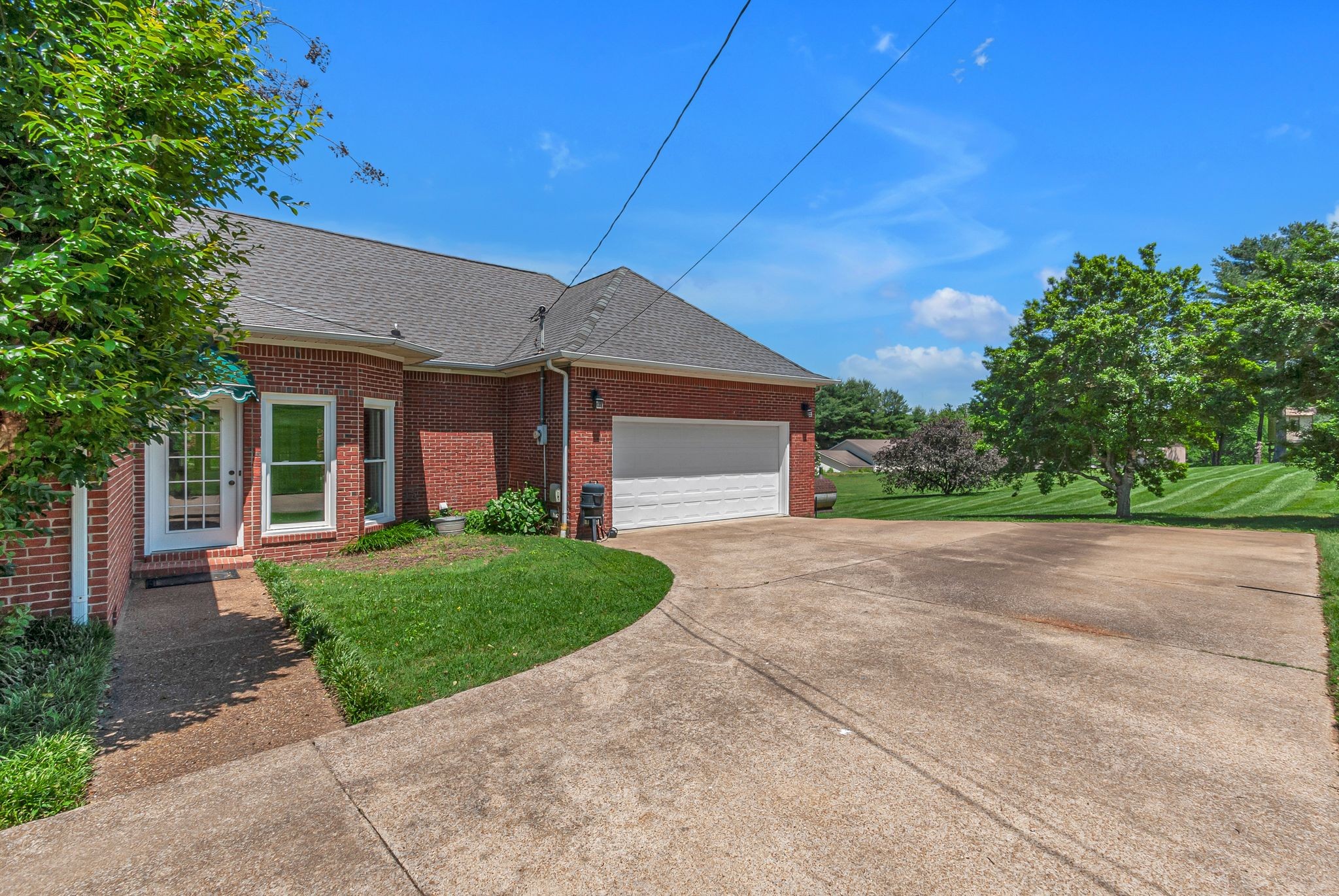 971 Bonnie Blue Ln