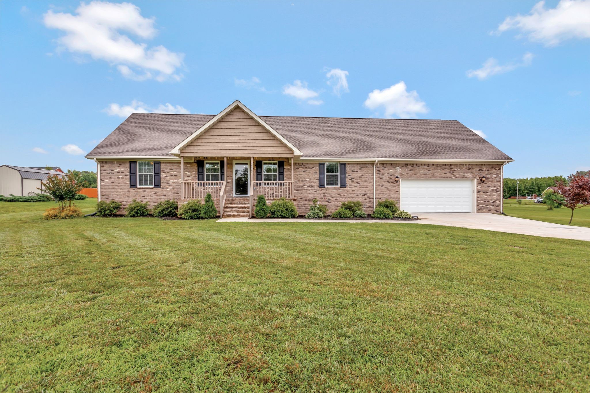 288 Springwater Dr