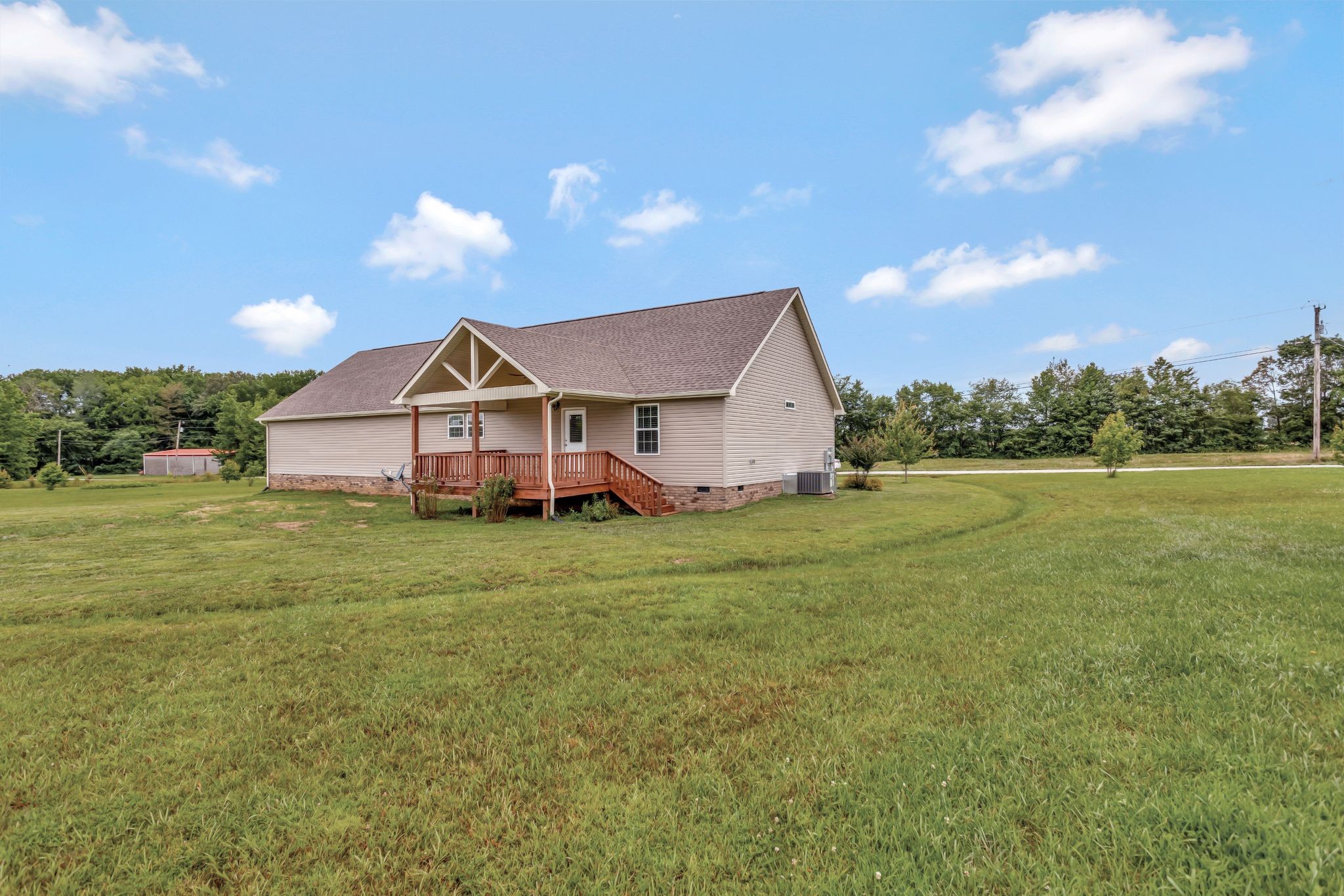 288 Springwater Dr