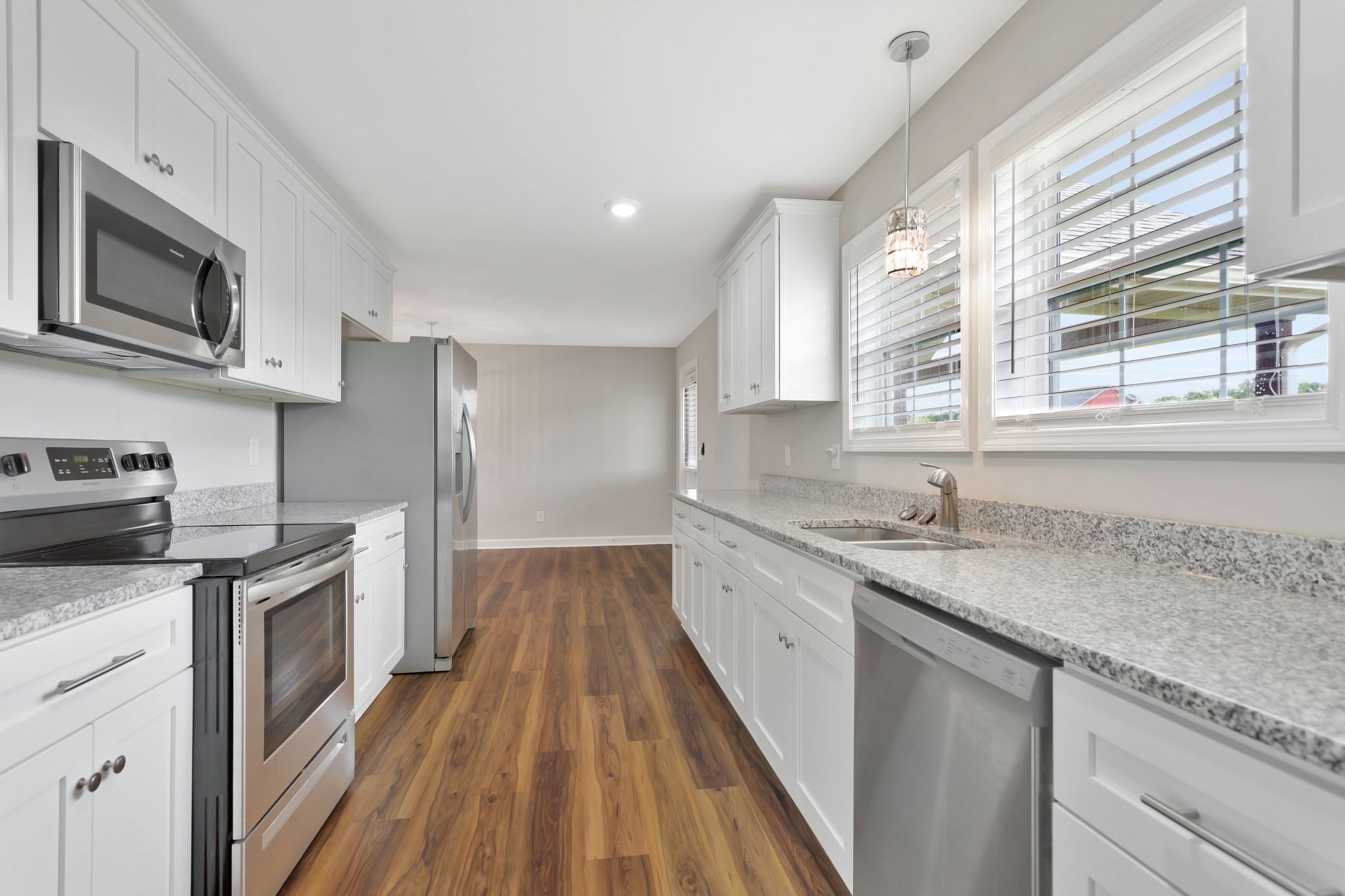 288 Springwater Dr