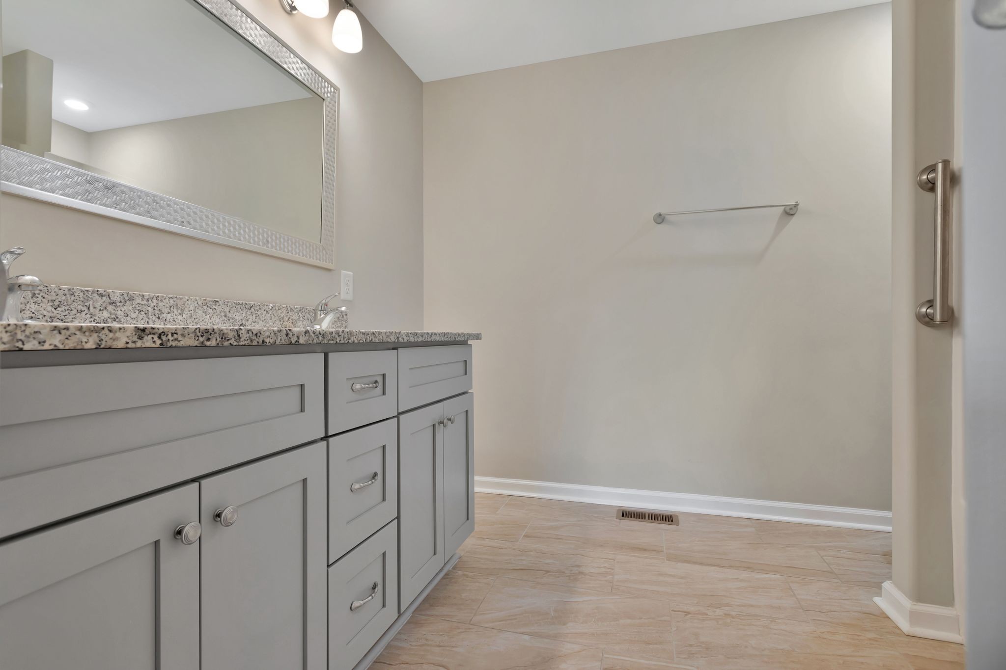 288 Springwater Dr