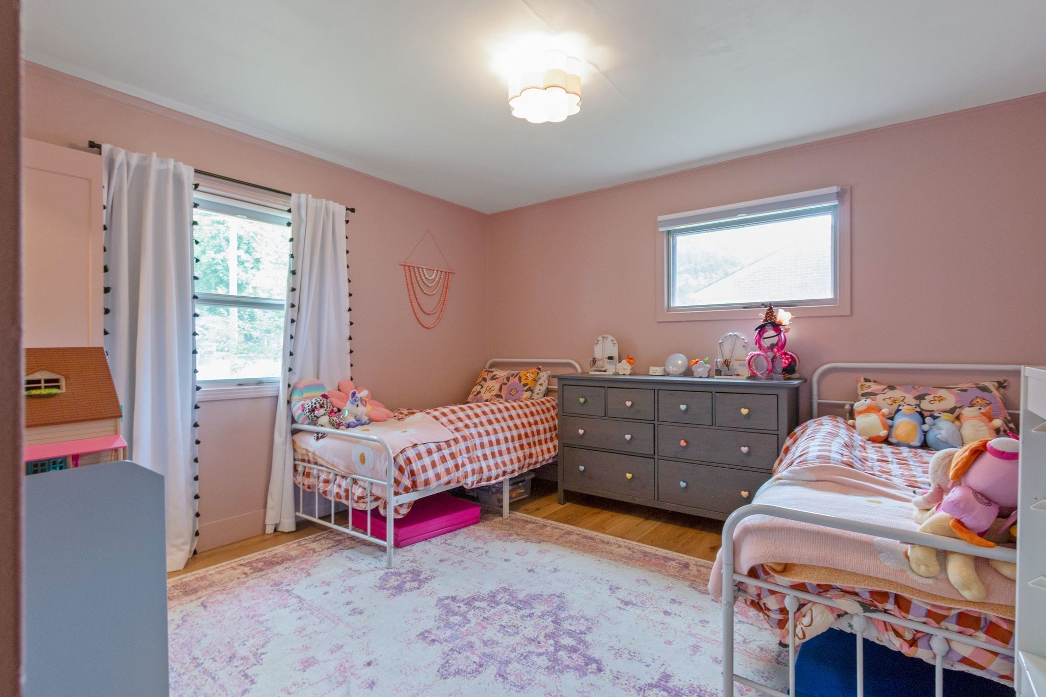214 Crestland Dr