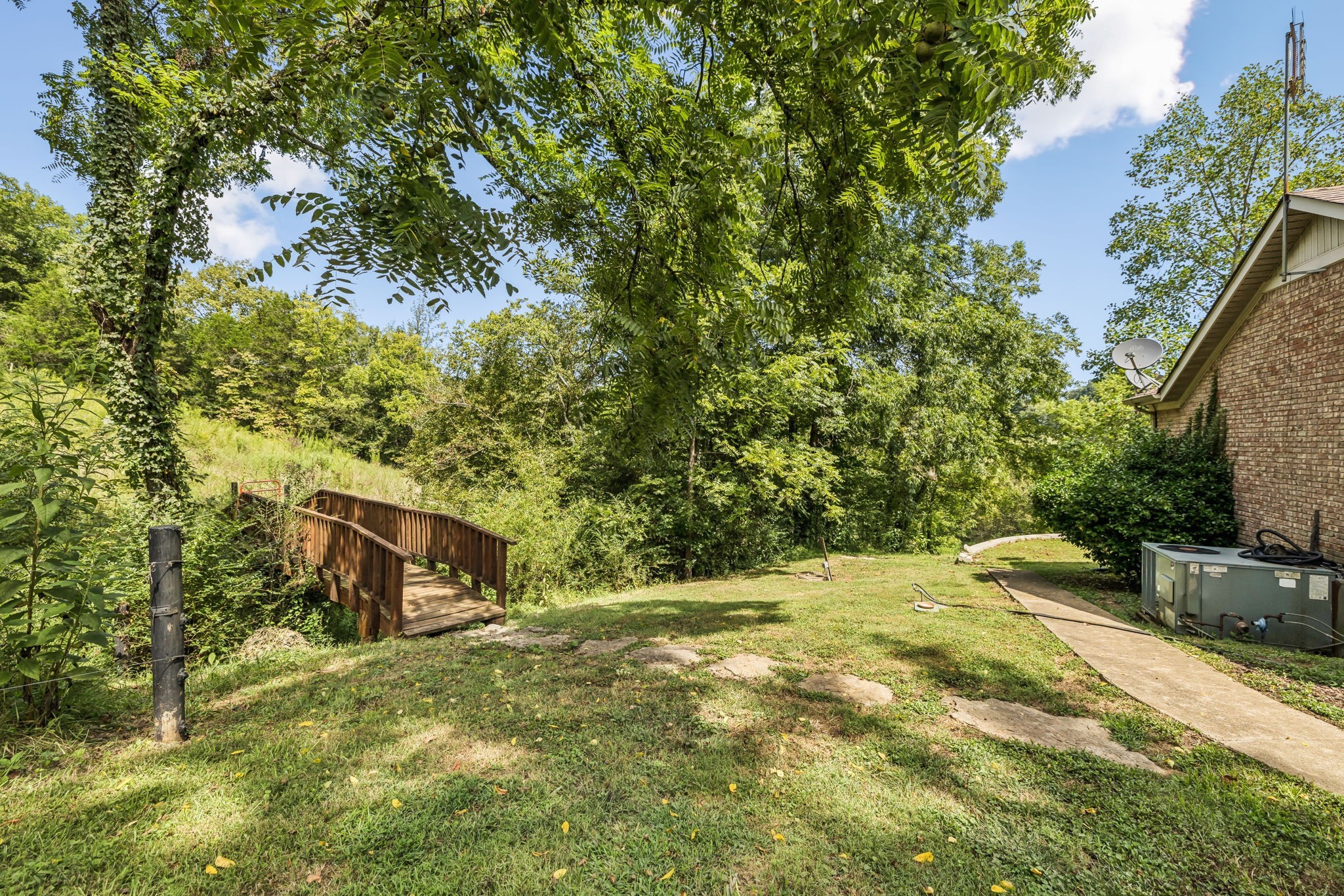 4951 Weakley Creek Rd