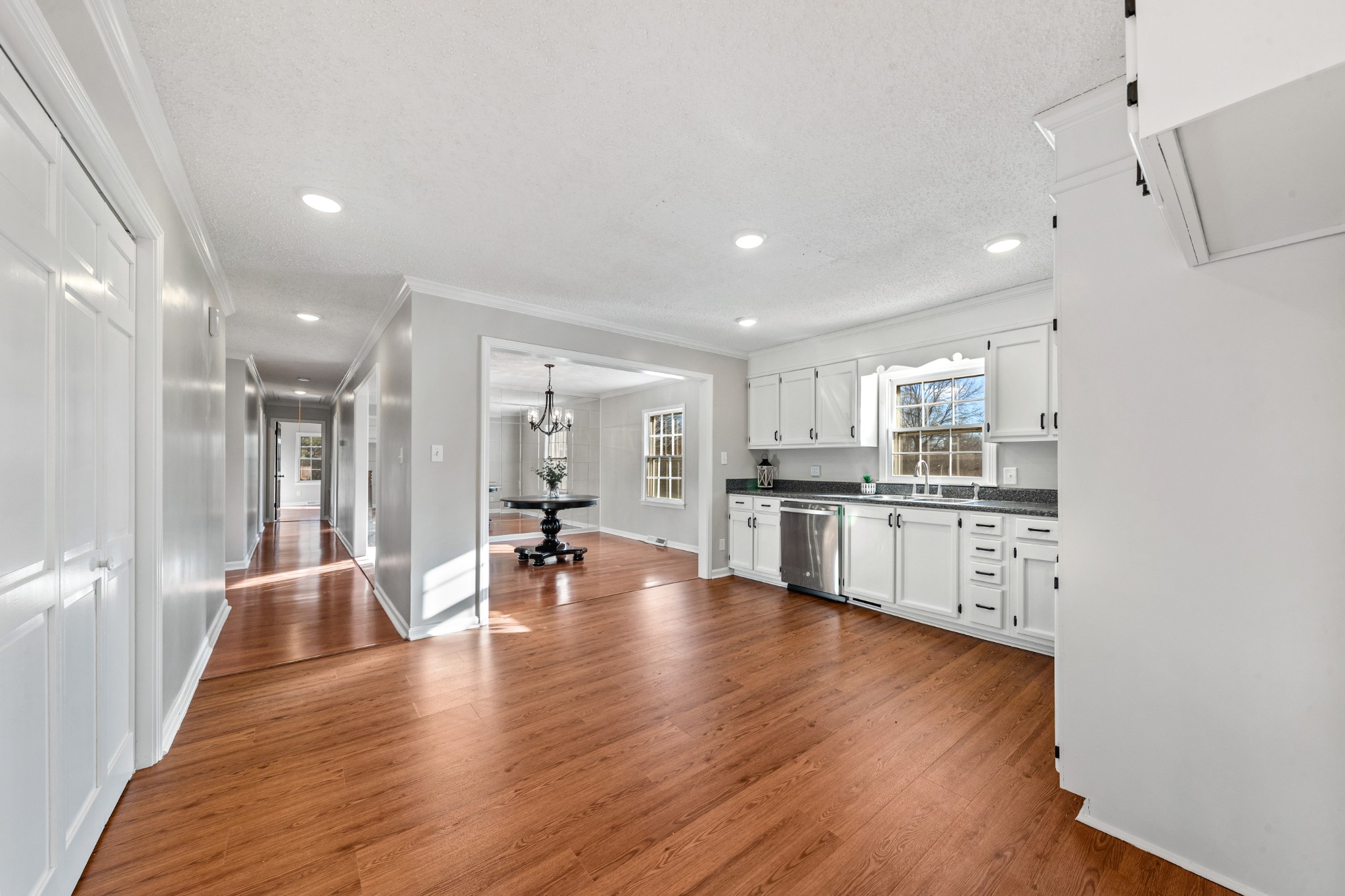 731 Maynard Ln