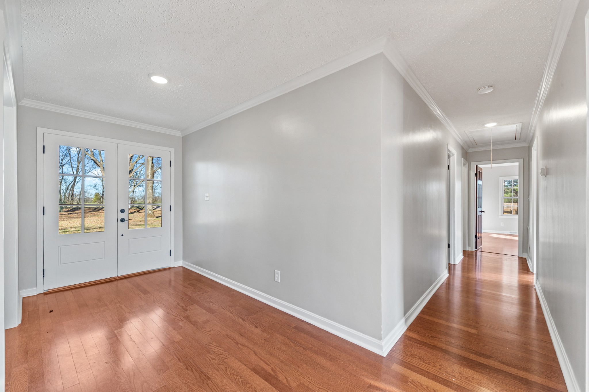 731 Maynard Ln