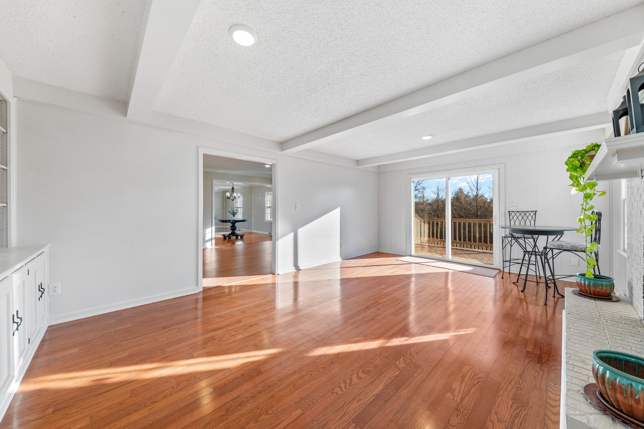 731 Maynard Ln