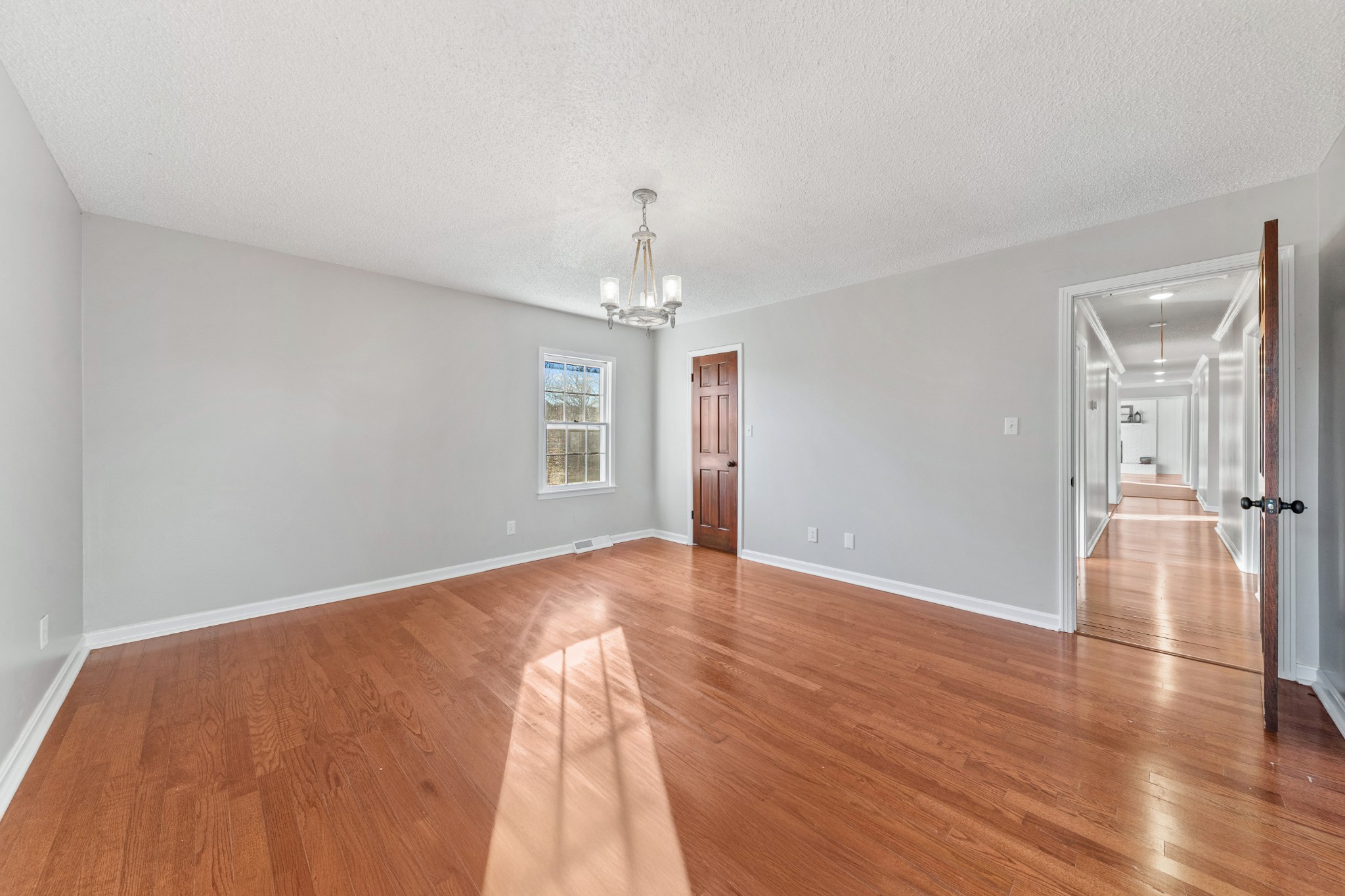 731 Maynard Ln