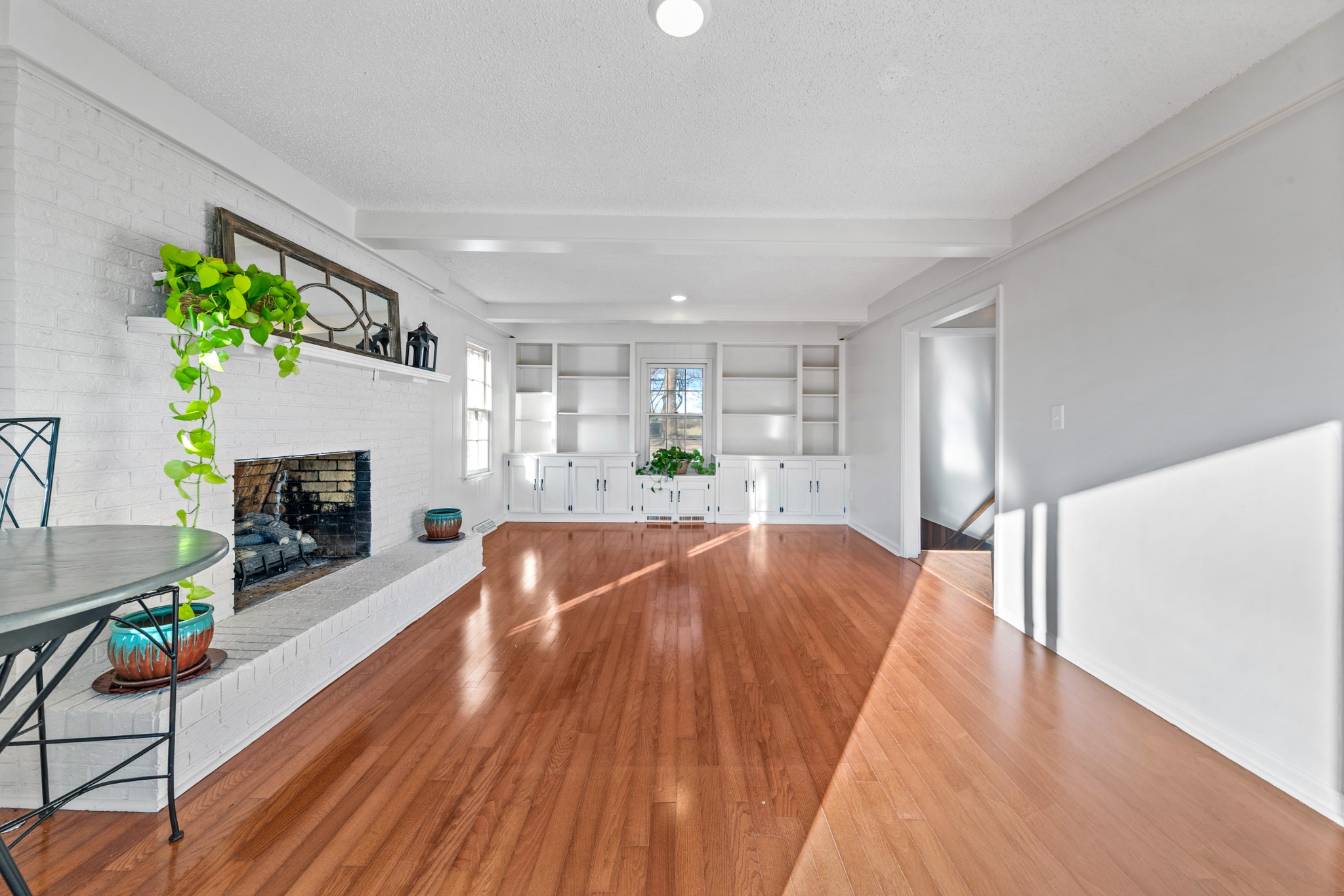 731 Maynard Ln