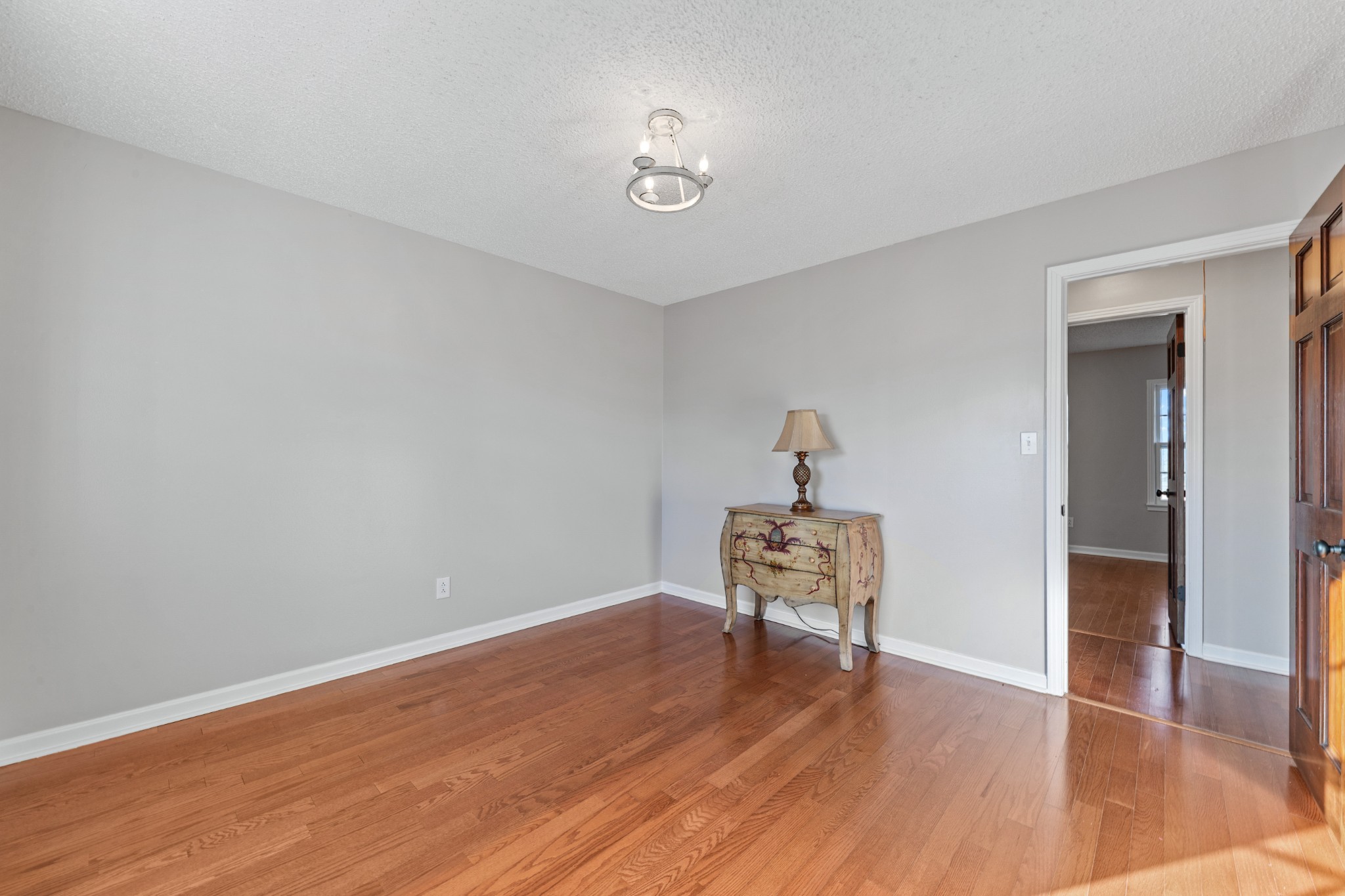 731 Maynard Ln