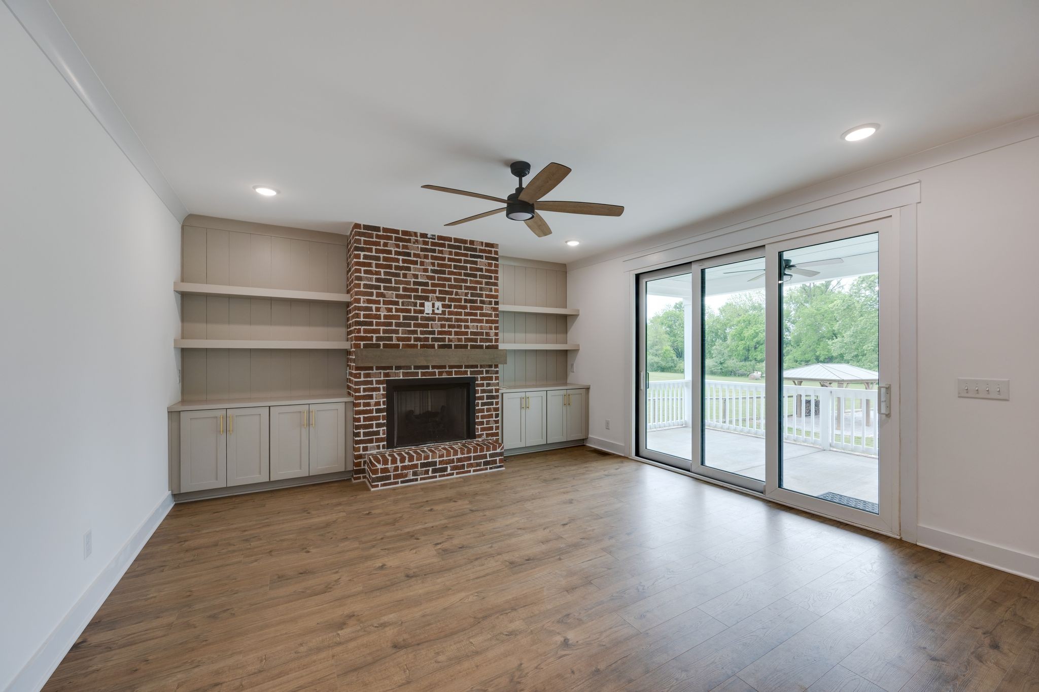 2315 Zion Rd