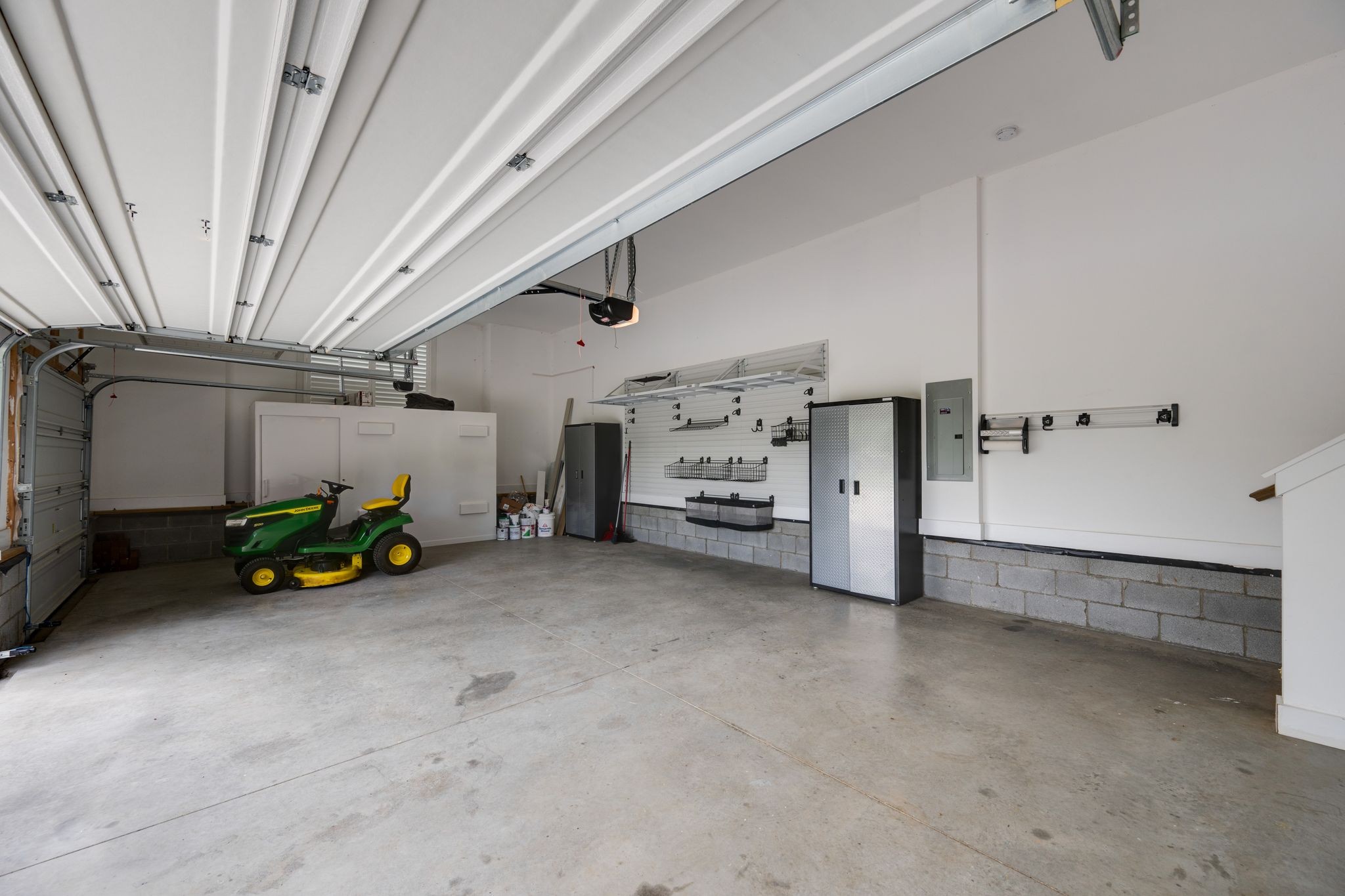 2315 Zion Rd