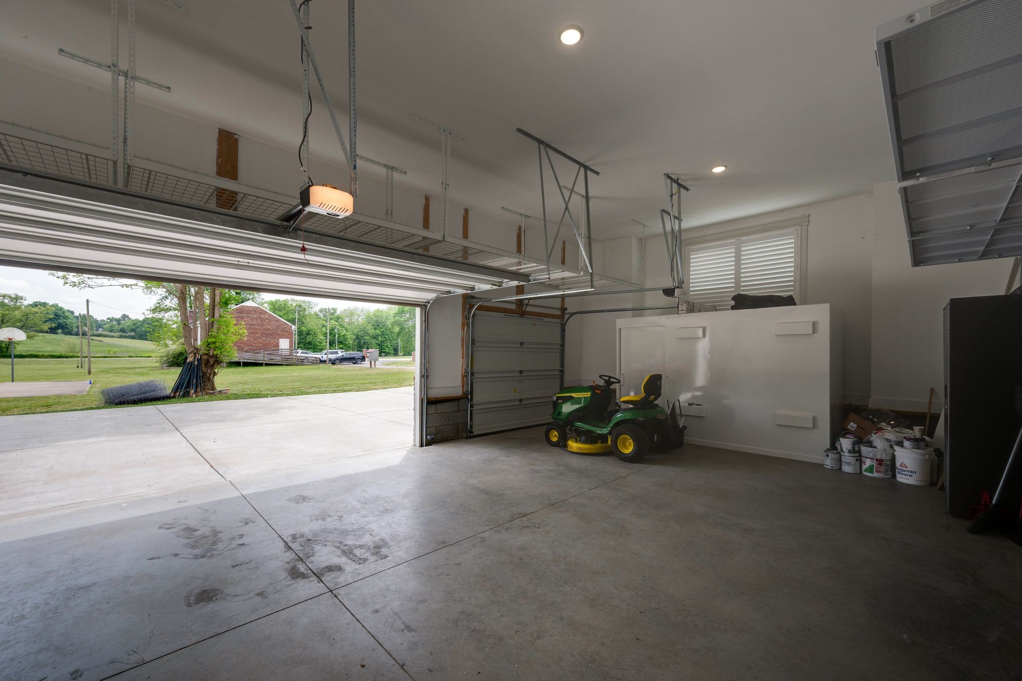 2315 Zion Rd