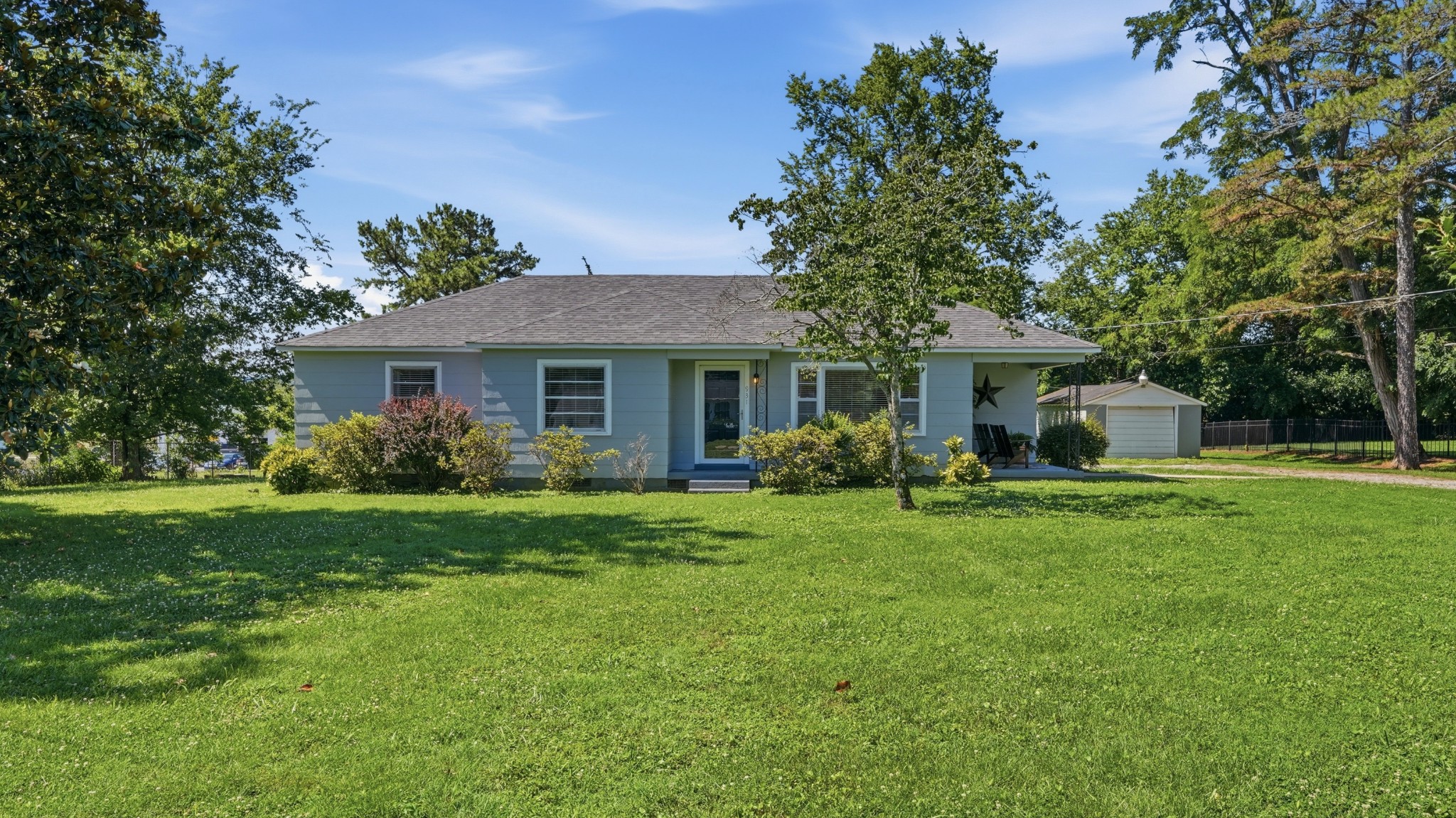 931 Fox Ln