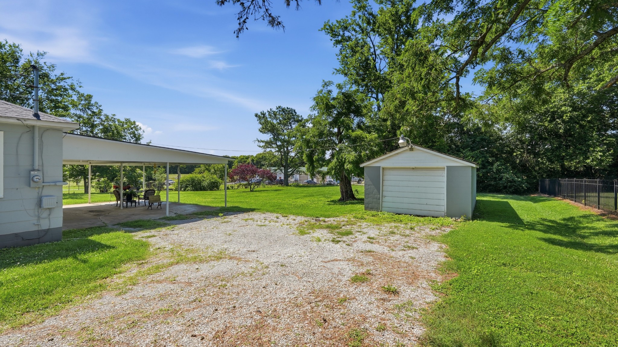 931 Fox Ln