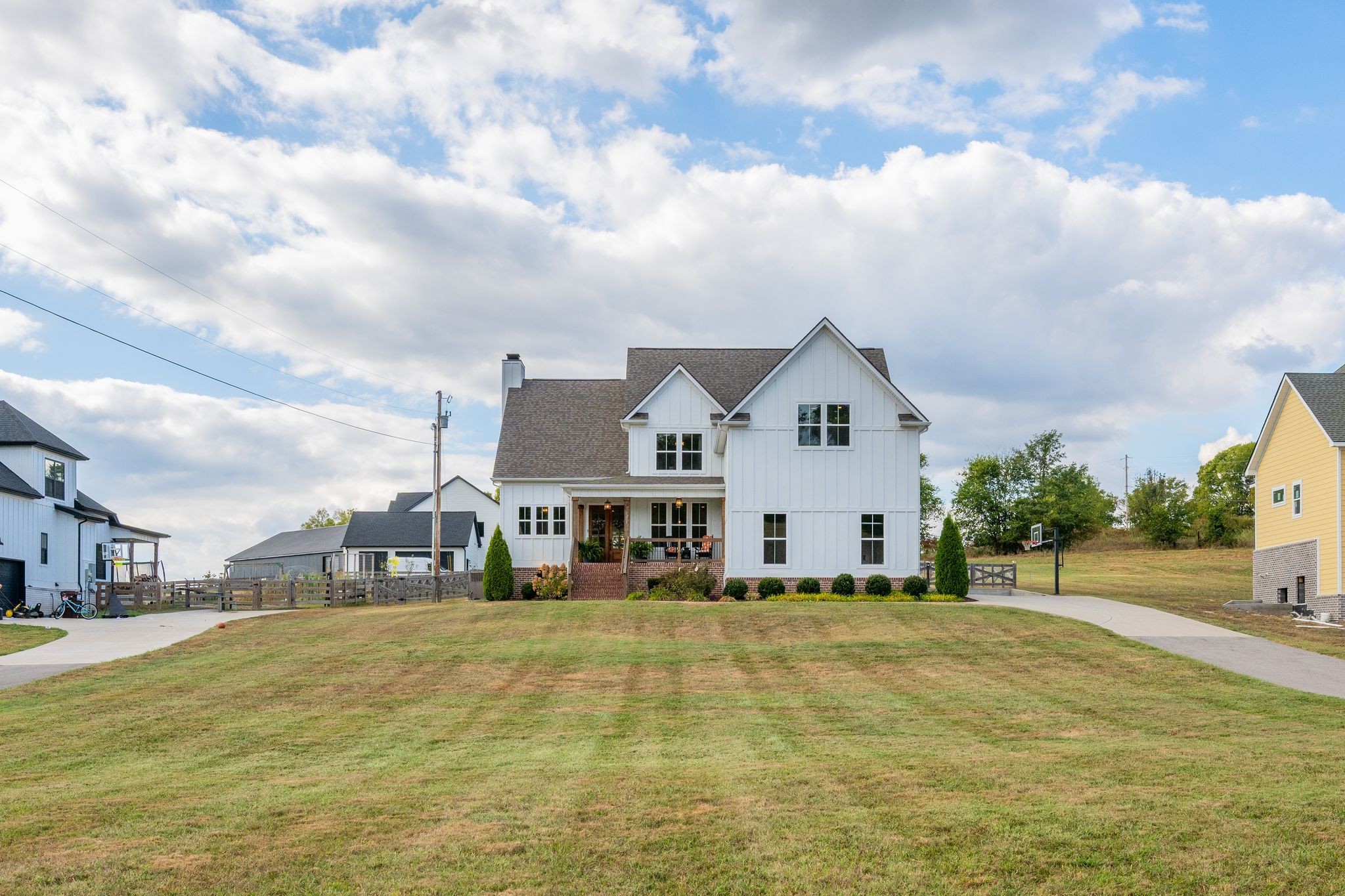 1209 Cliff Amos Rd