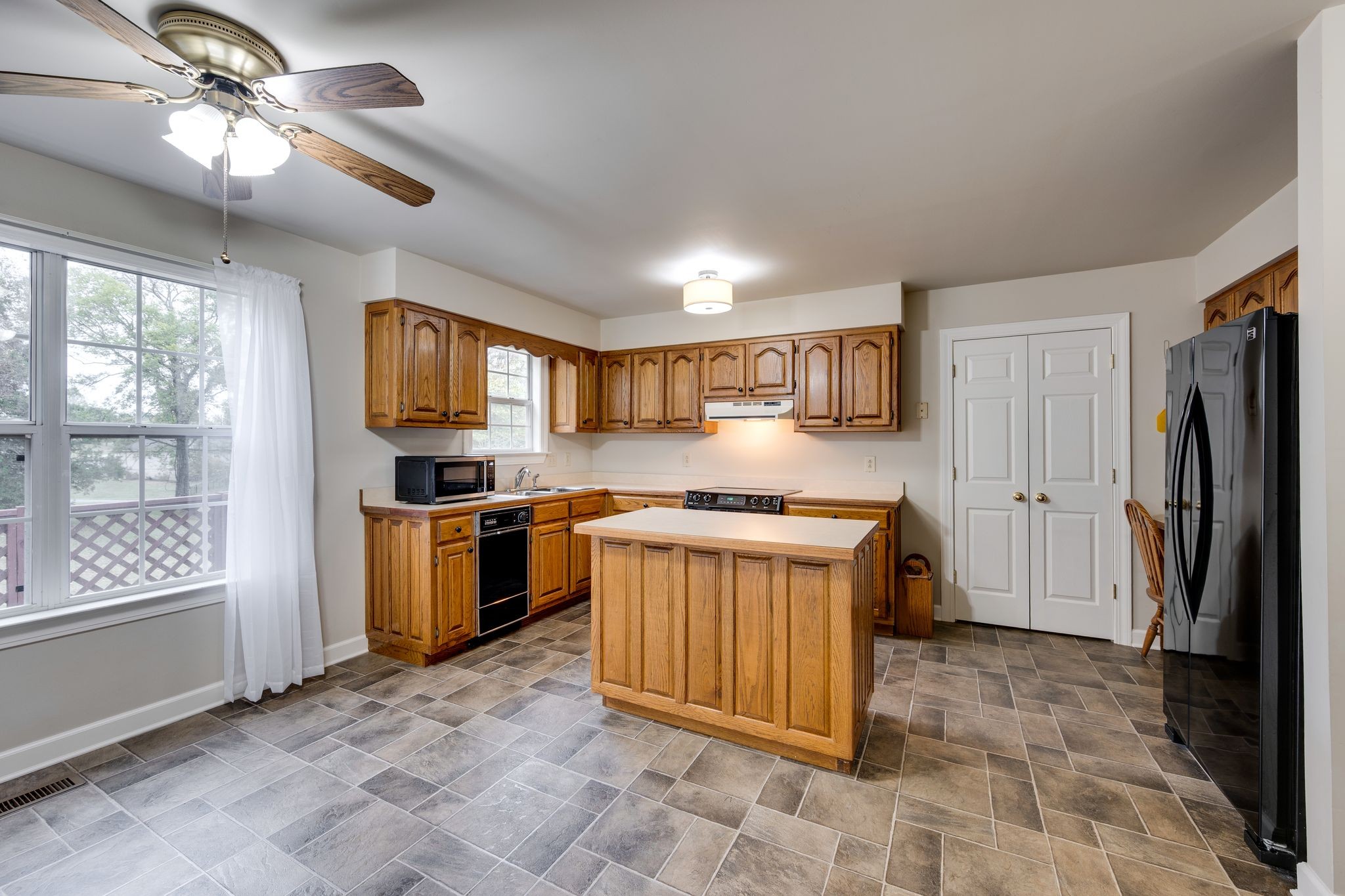 205 Austell Dr