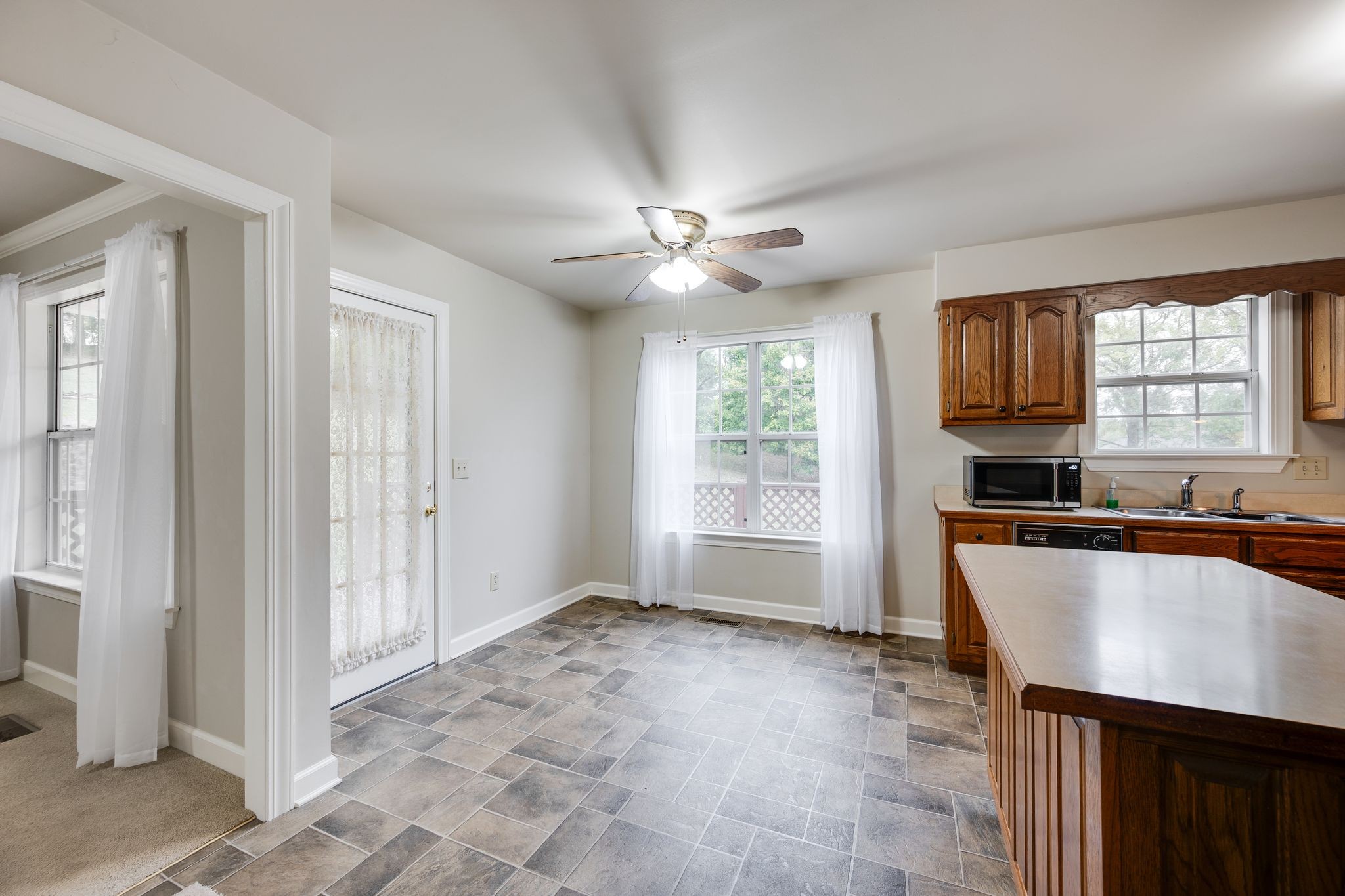 205 Austell Dr