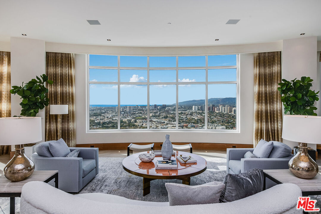 1 W Century Dr Unit: 36A