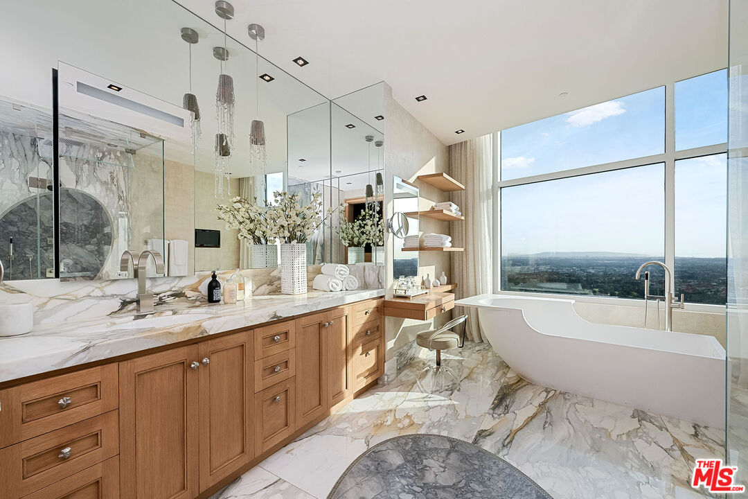 1 W Century Dr Unit: 36A