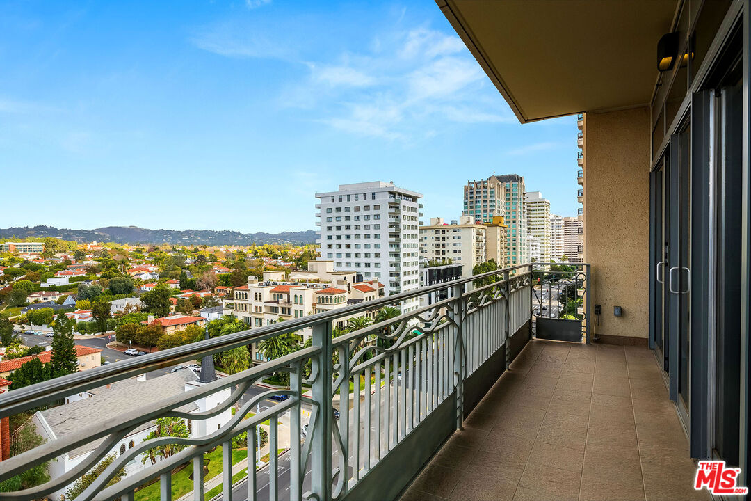 10800 Wilshire Blvd Unit: 1001