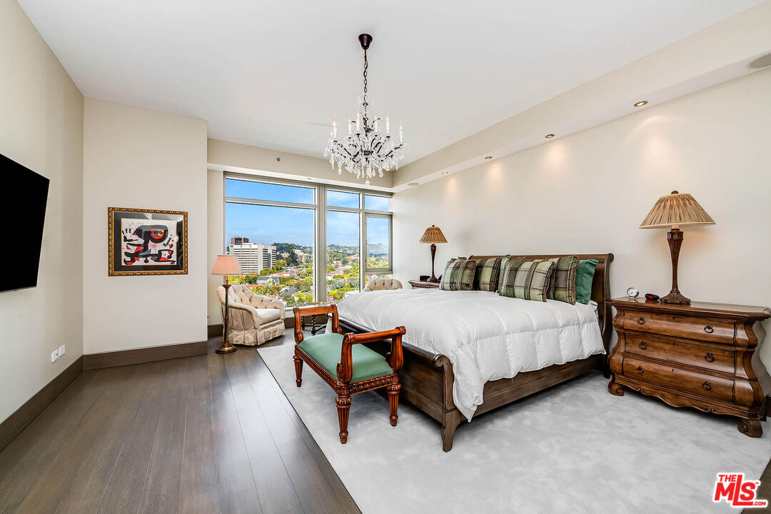 10800 Wilshire Blvd Unit: 1001