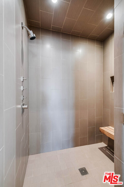 10800 Wilshire Blvd Unit: 1001