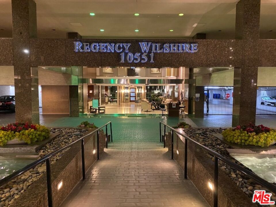 10551 WILSHIRE BLVD Unit: 705