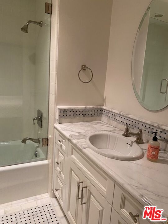 10551 WILSHIRE BLVD Unit: 705