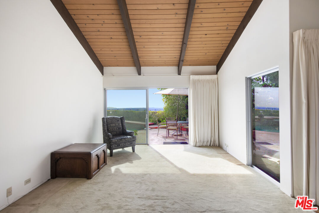 5239 Los Hermosos Way