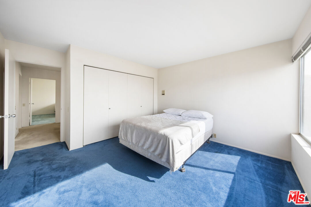 5239 Los Hermosos Way