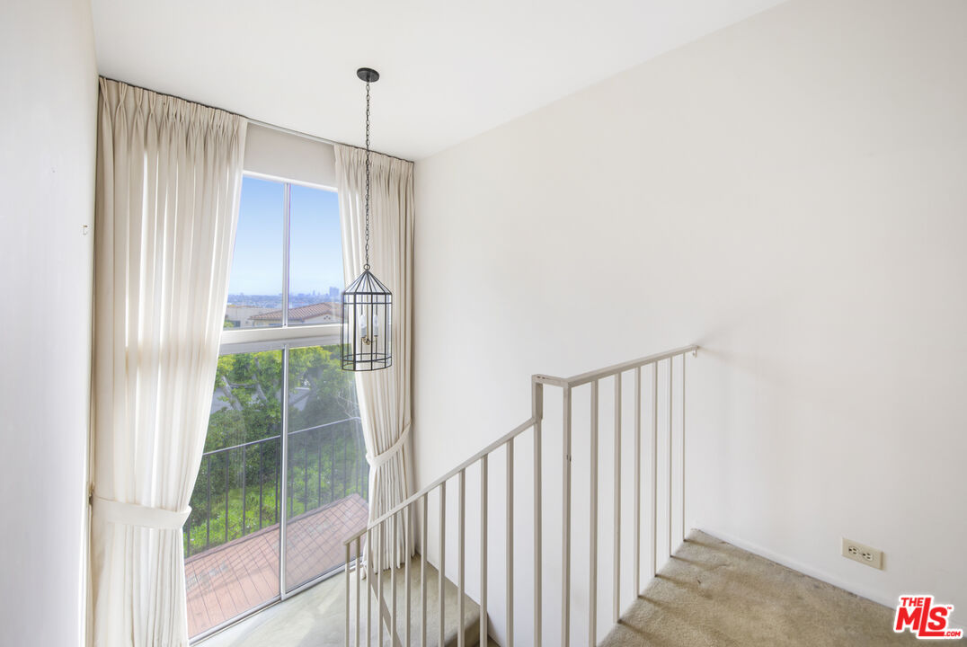 5239 Los Hermosos Way