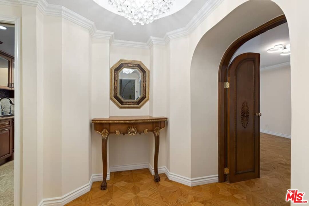 8455 Fountain Ave Unit: 416