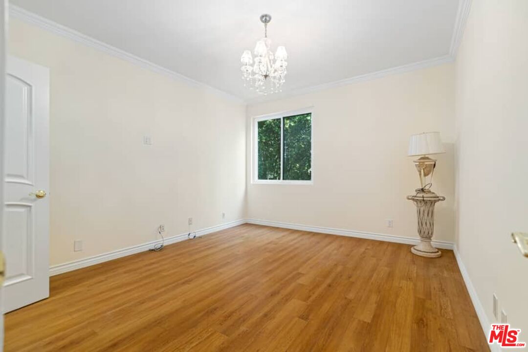 8455 Fountain Ave Unit: 416