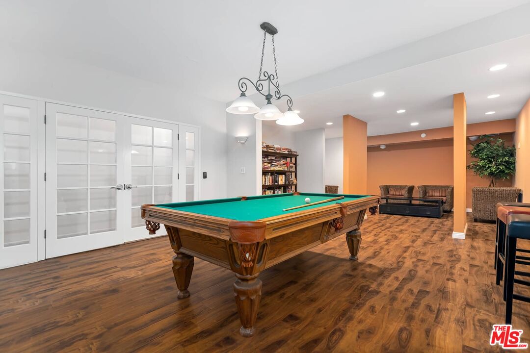 8455 Fountain Ave Unit: 416